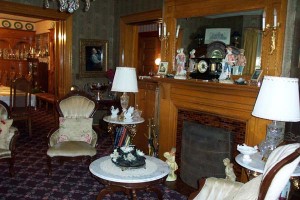    <a href="http://www.oakenwaldterrace.com/index.php/testing-1-2-3/">living</a> 